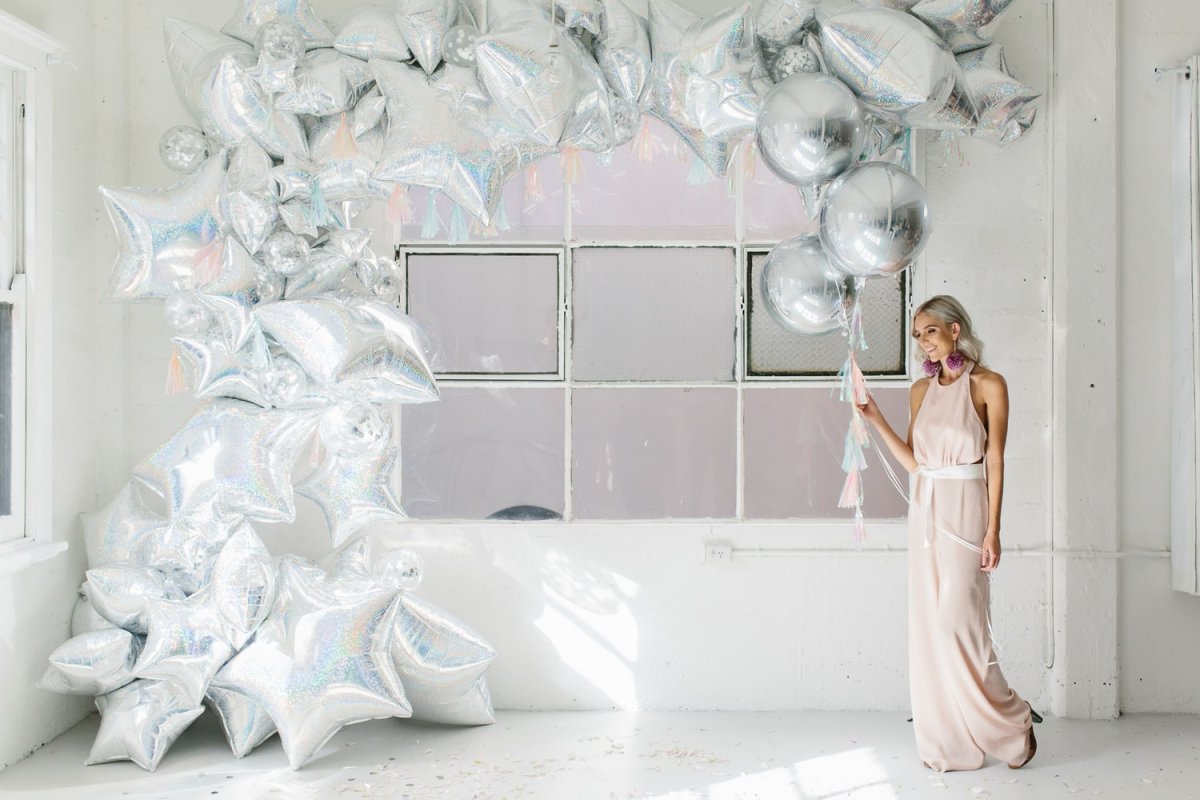 Фотозона с фольгированными звездами