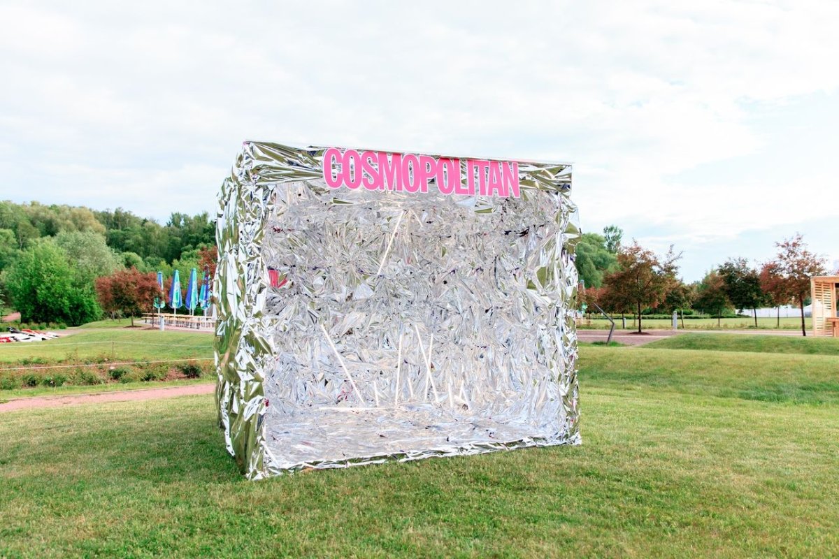 Фотозона с фольгой