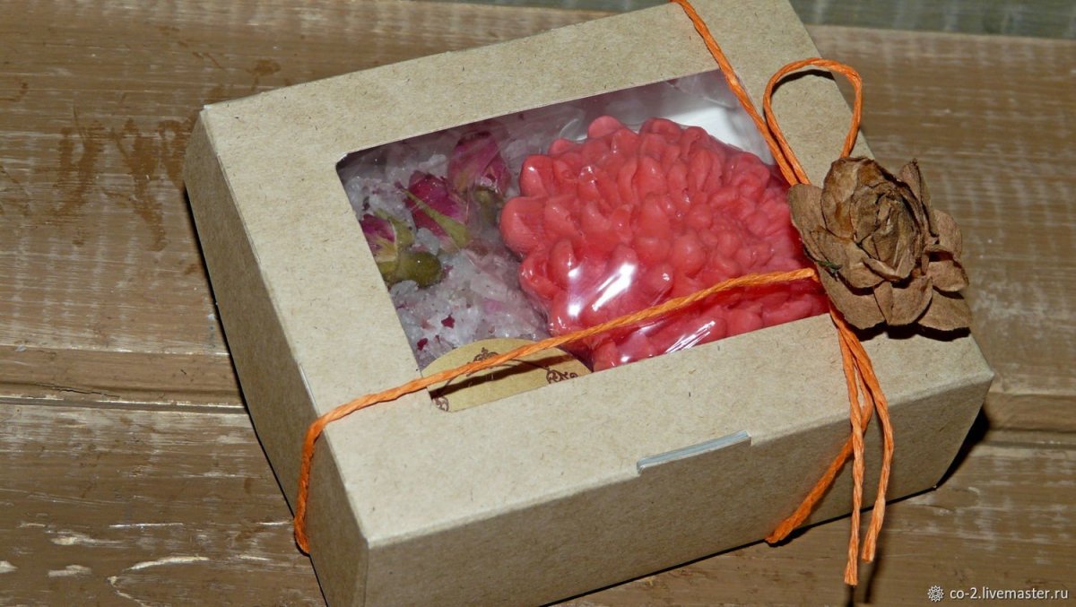 Коробка крафт 15х18см