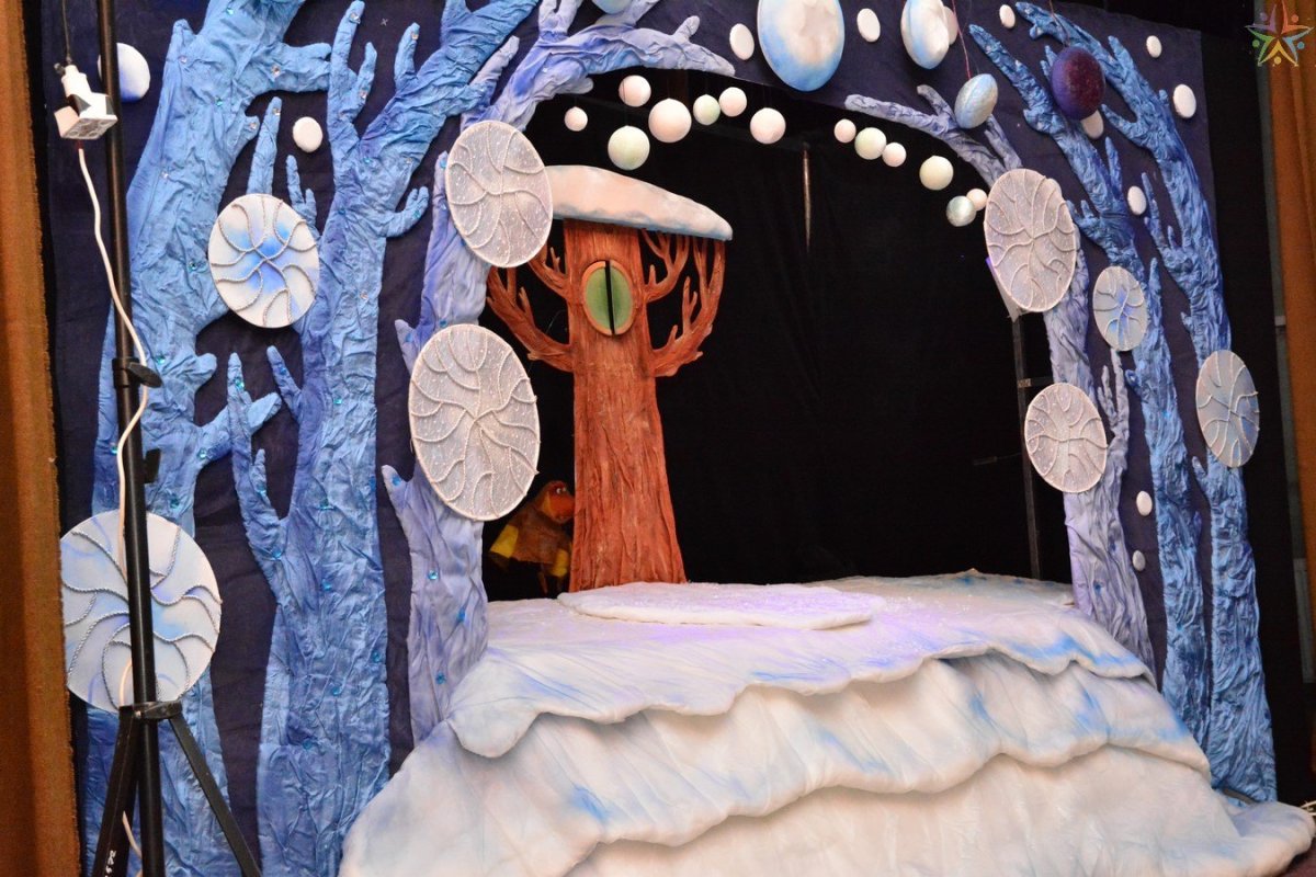 Украшение сцены "дворец