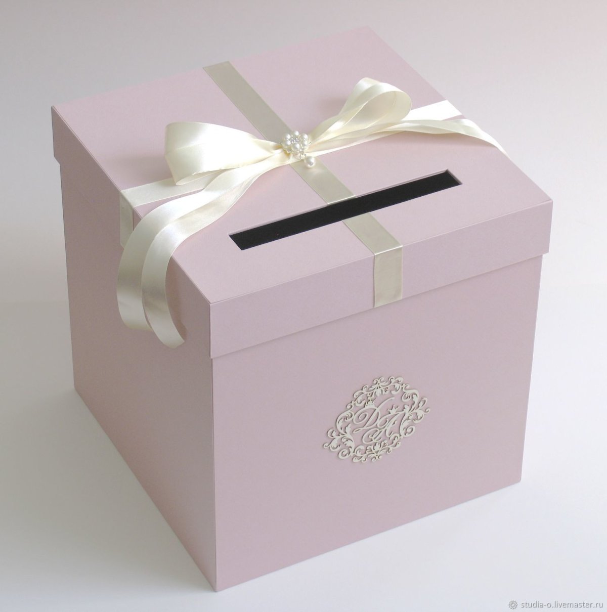 Прозрачная коробочка для колец на свадьбу