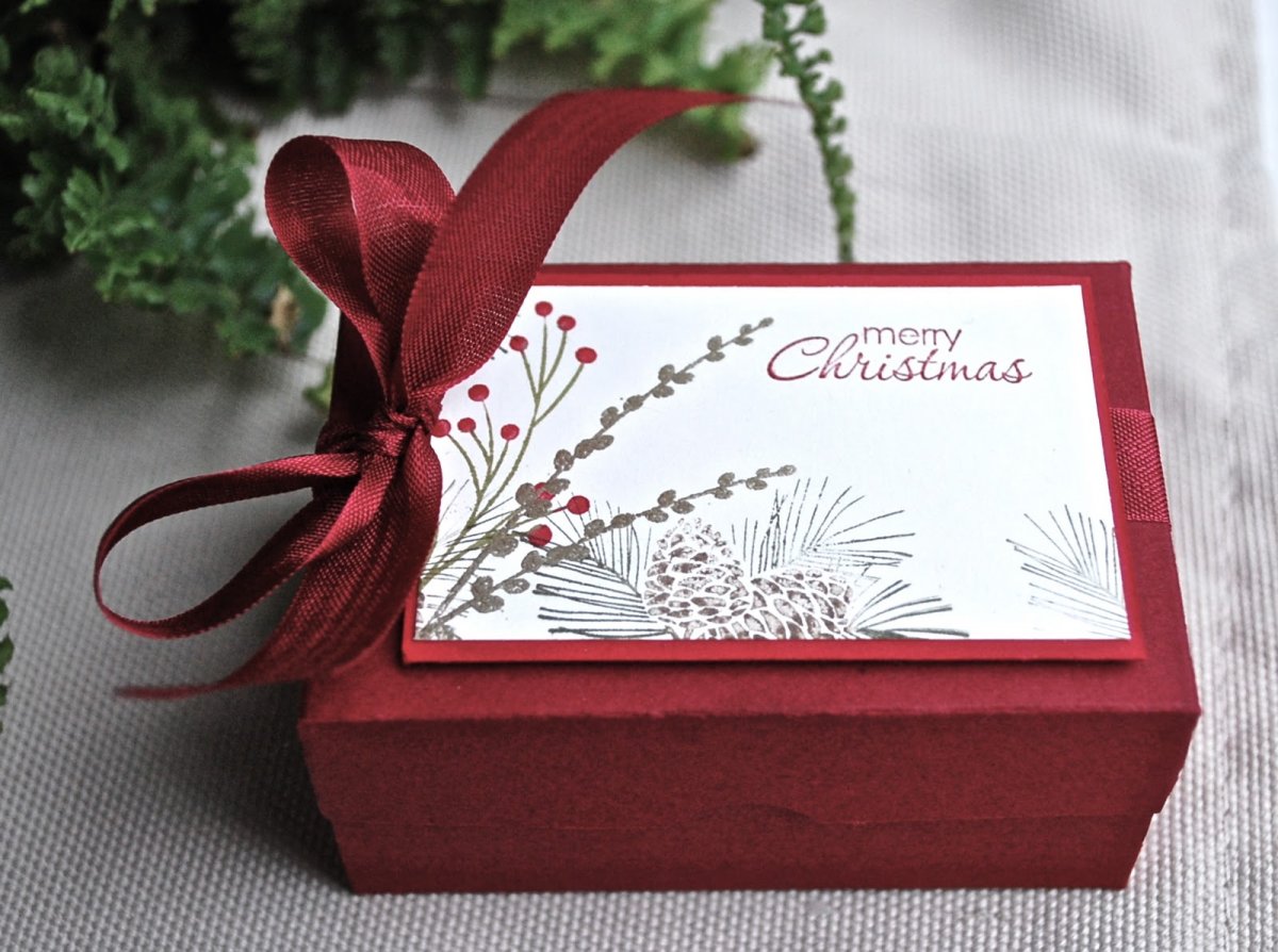 Подарочные коробки с наполнением