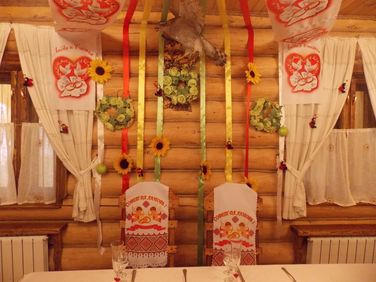 Украшение зала в русском стиле