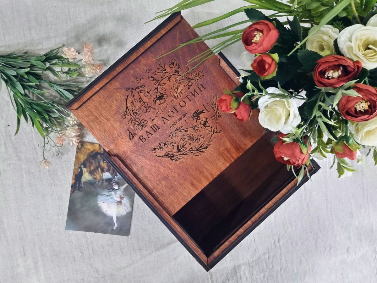 Подарочная коробка из фанеры с лазерной резкой