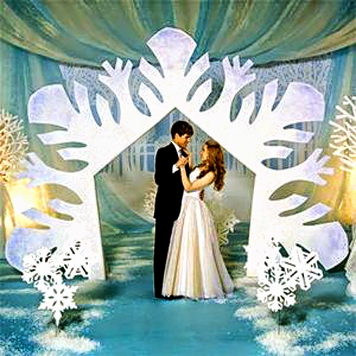 Фотозона со снежинками