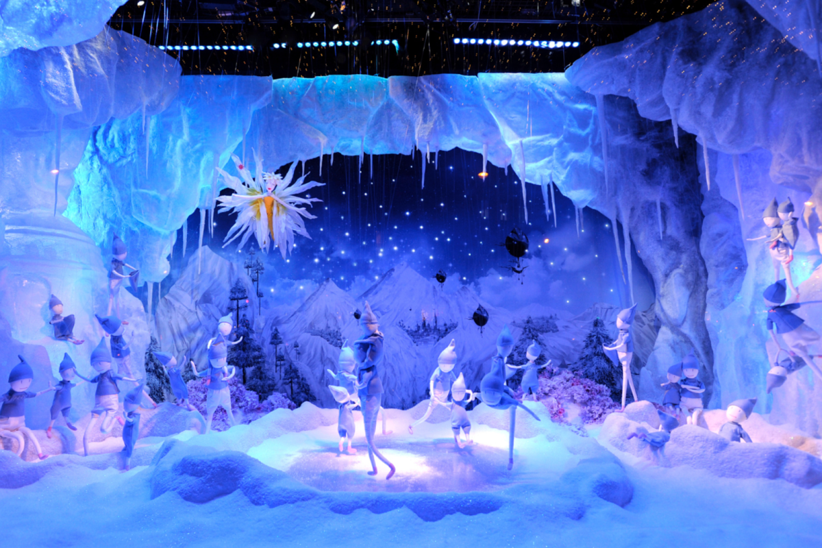 Театральные декорации зимнего леса