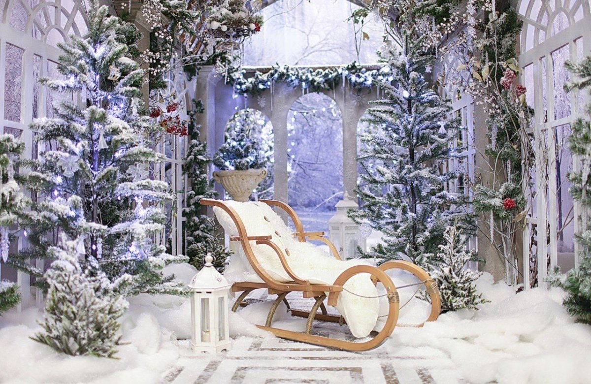 Зимнее украшение зала