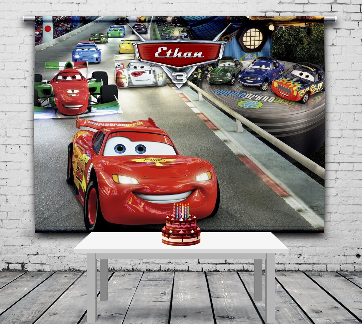 Фотозона с машиной