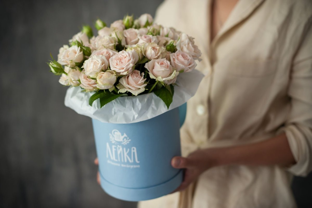 Флористика цветы в коробке