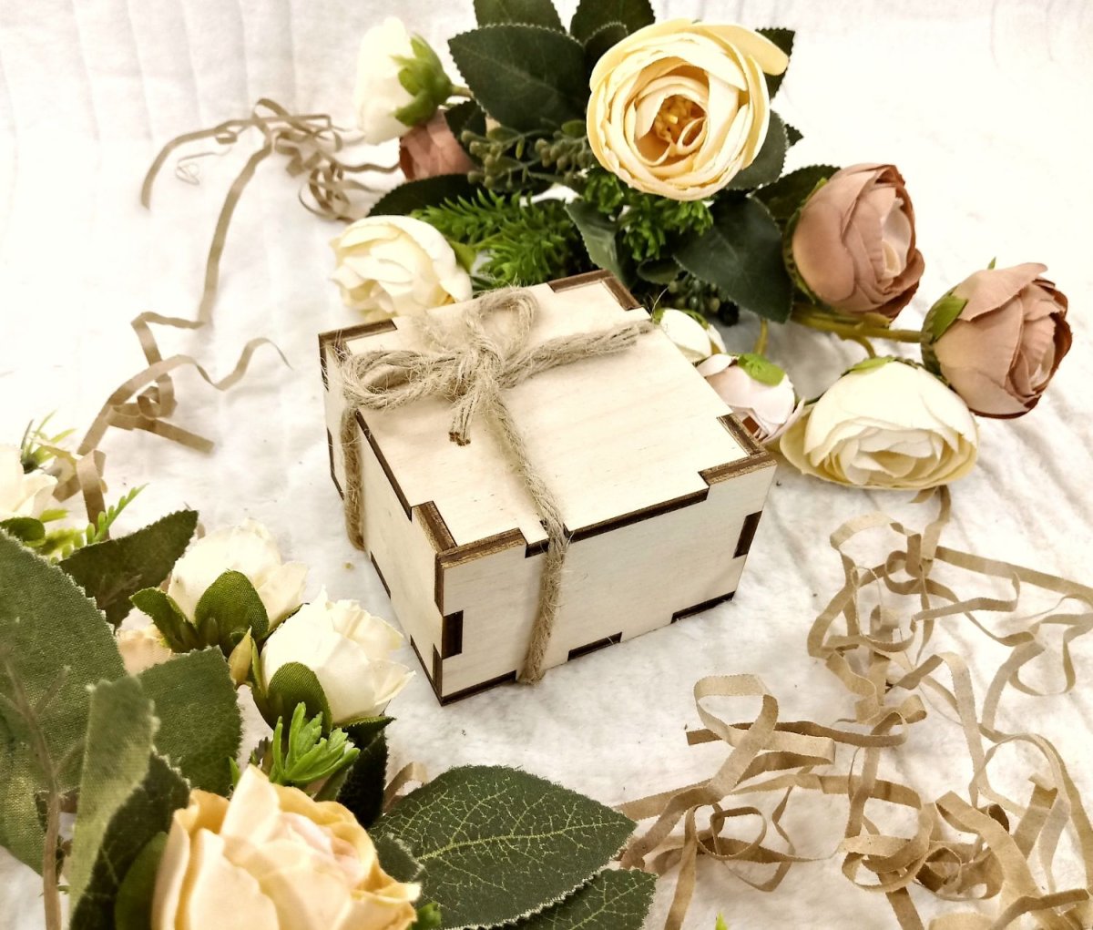 Деревянная упаковка для подарков