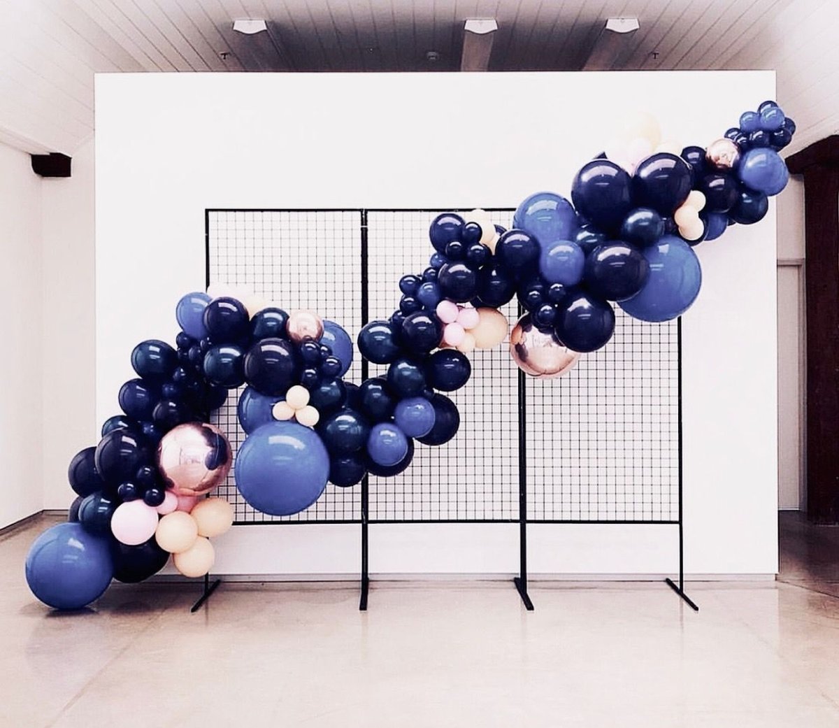 Фотозона с шарами