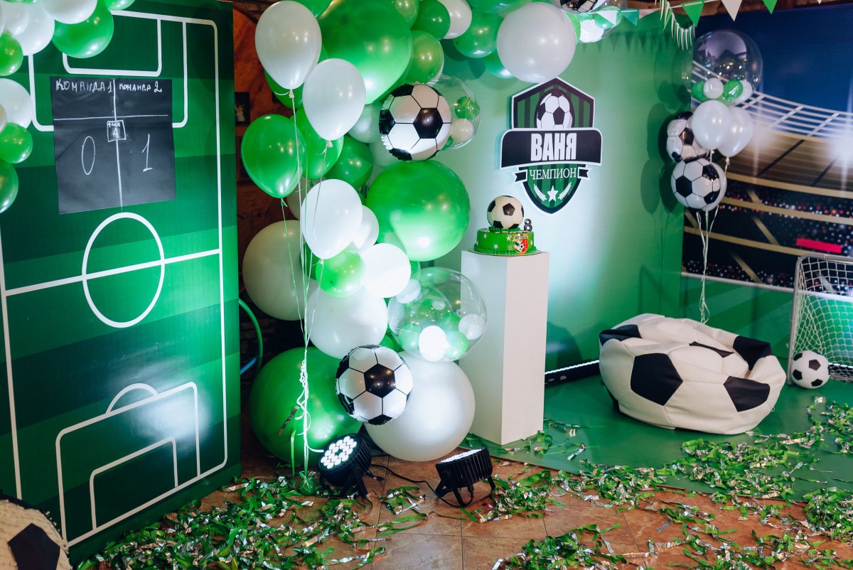 Футбольное поле фон