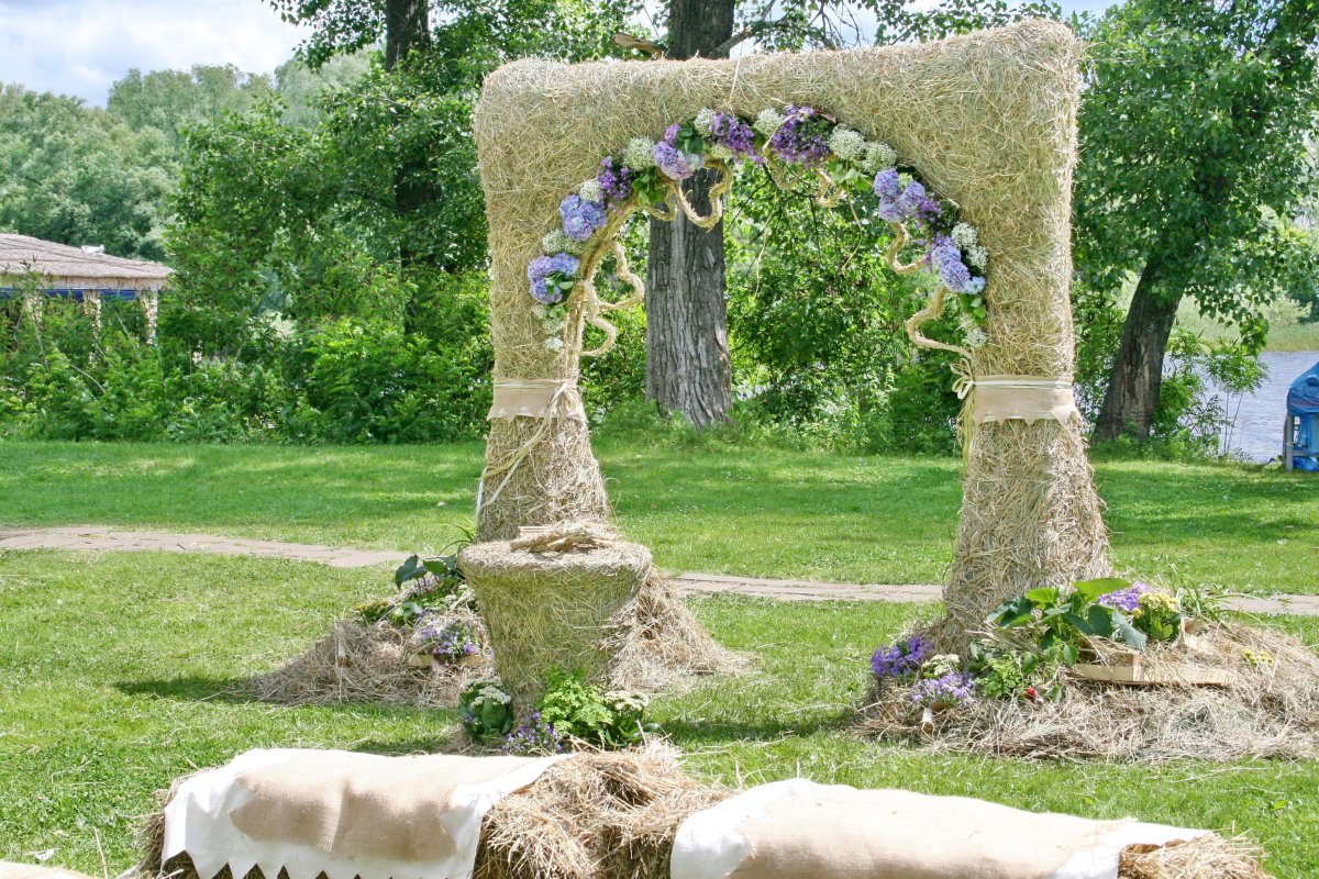 Фотозона в деревенском стиле