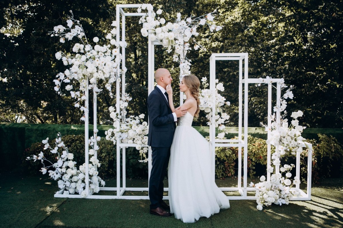 Фотозона для церемонии бракосочетания