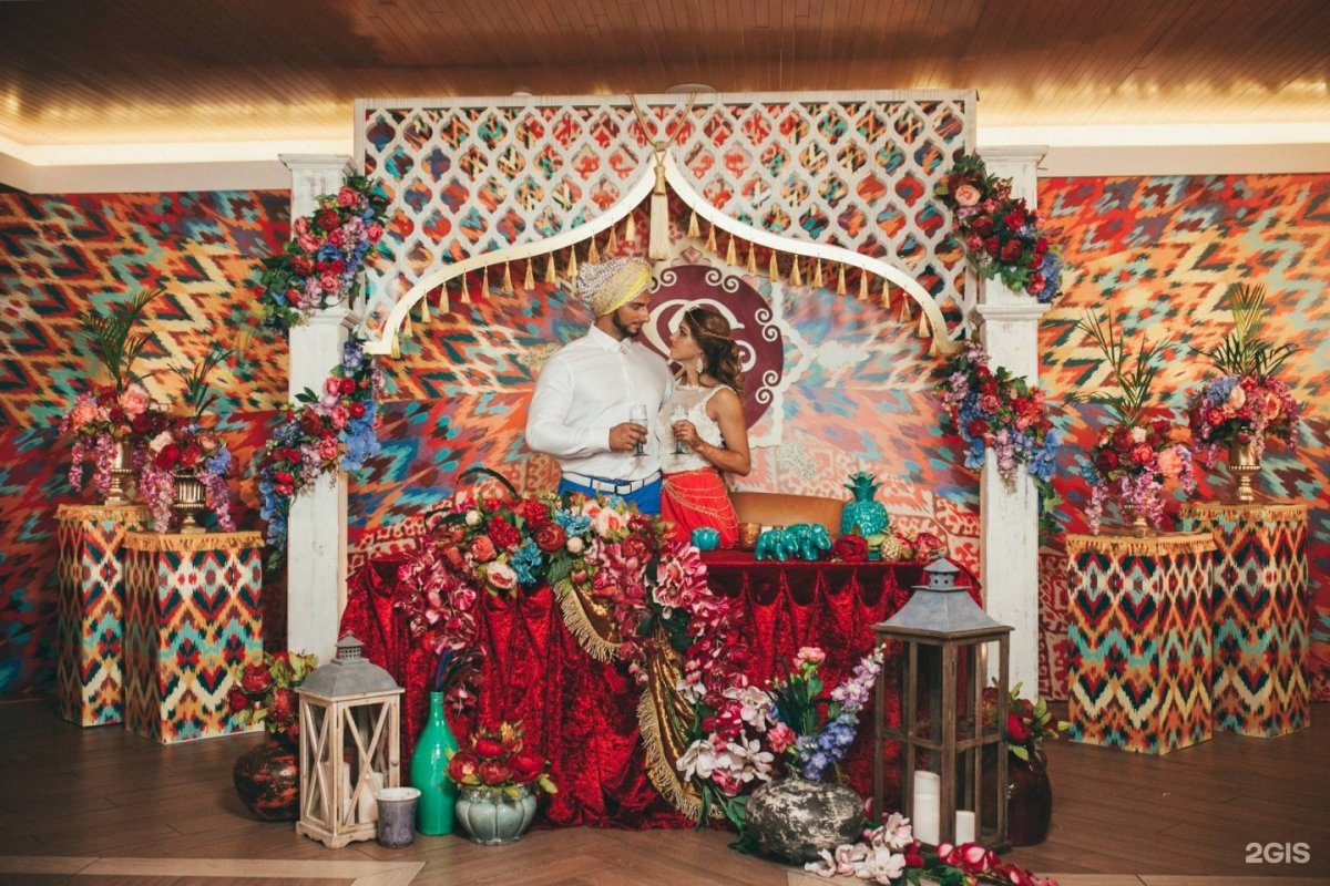 Фотозона в арабском стиле