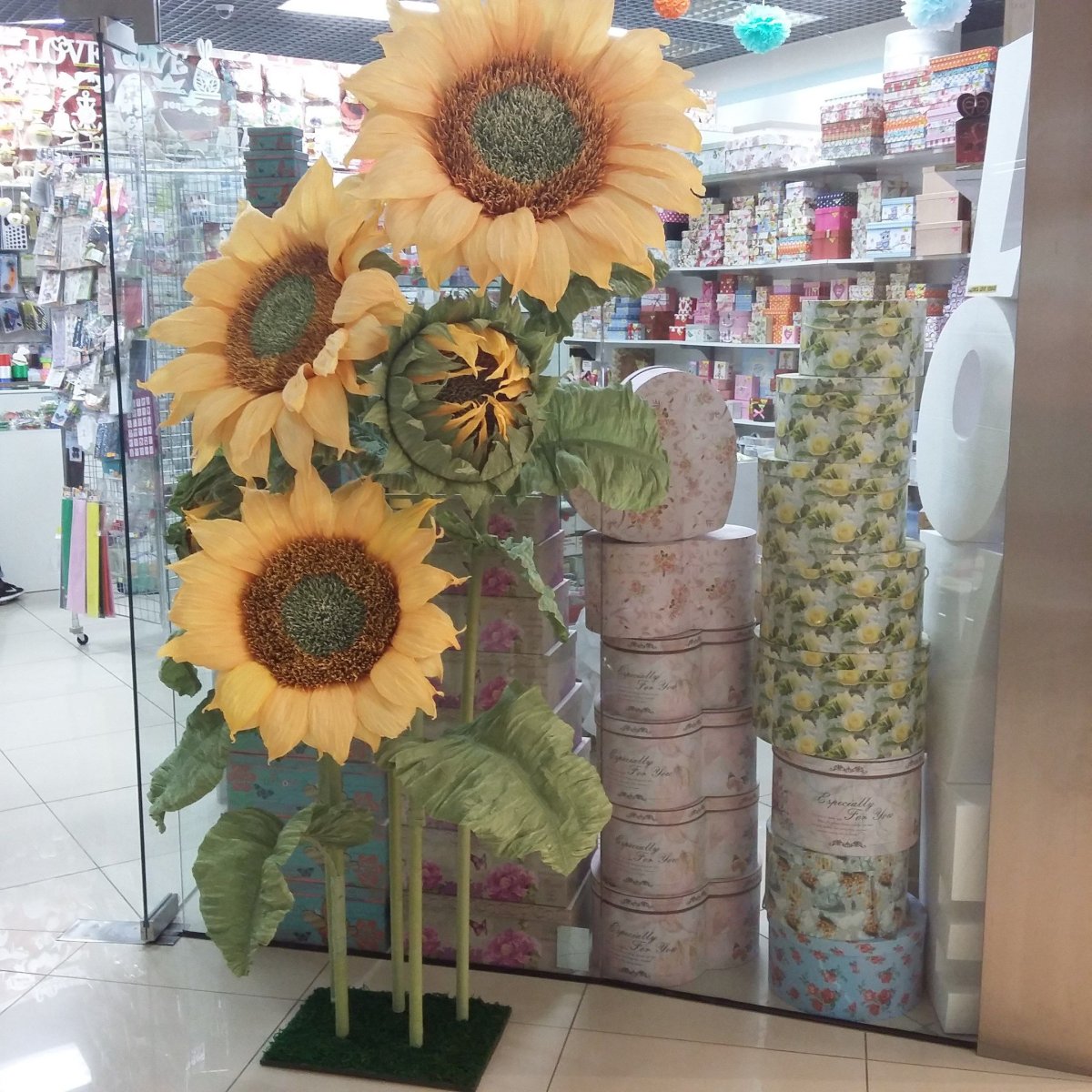 Фотосессия с младенцем в подсолнухах