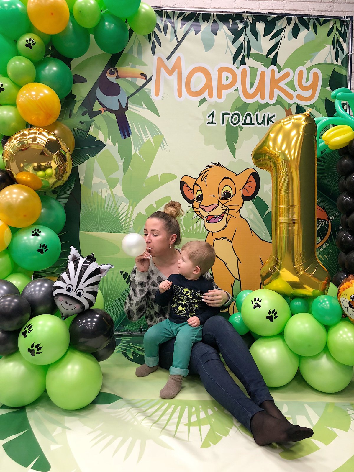 Фотозоны на годик мальчику в стиле Король Лев