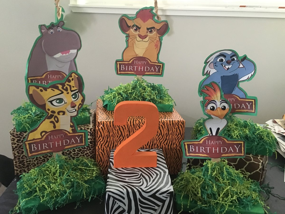 Кэнди бар Король Лев