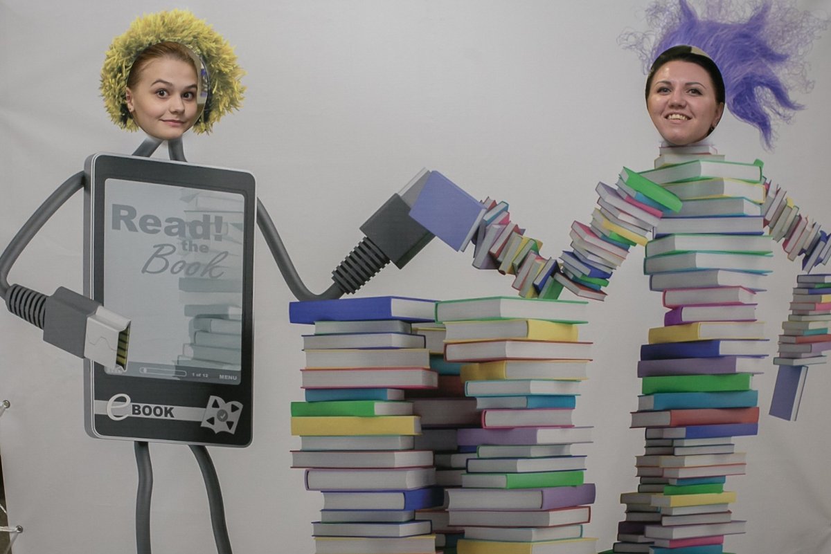 Инсталляция из книг