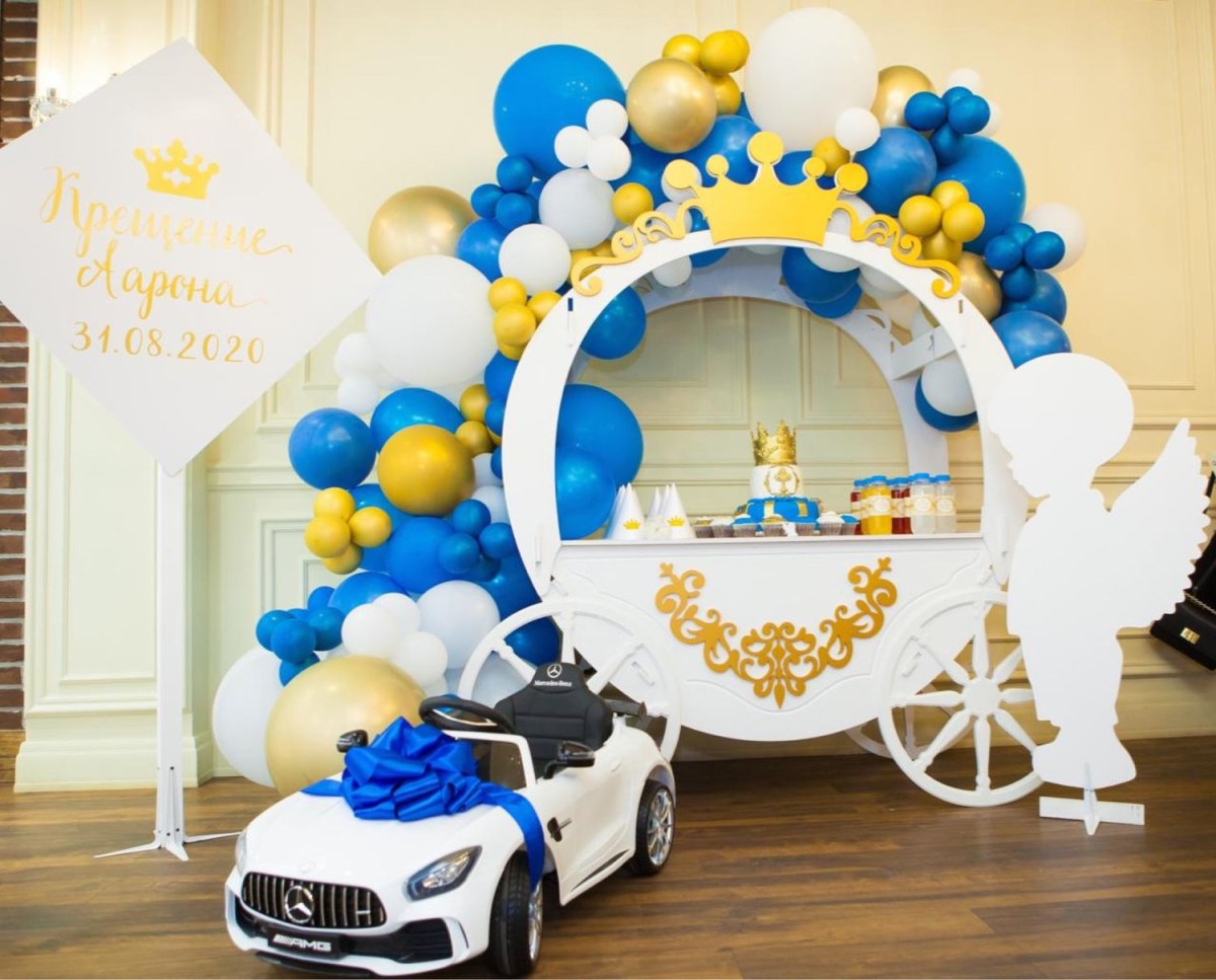 Фотозона карета