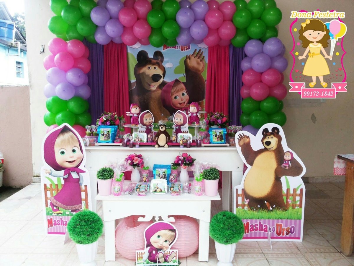 Фотозона в стиле Маша и медведь