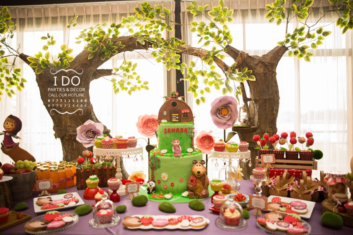 Кэнди бар Маша и медведь