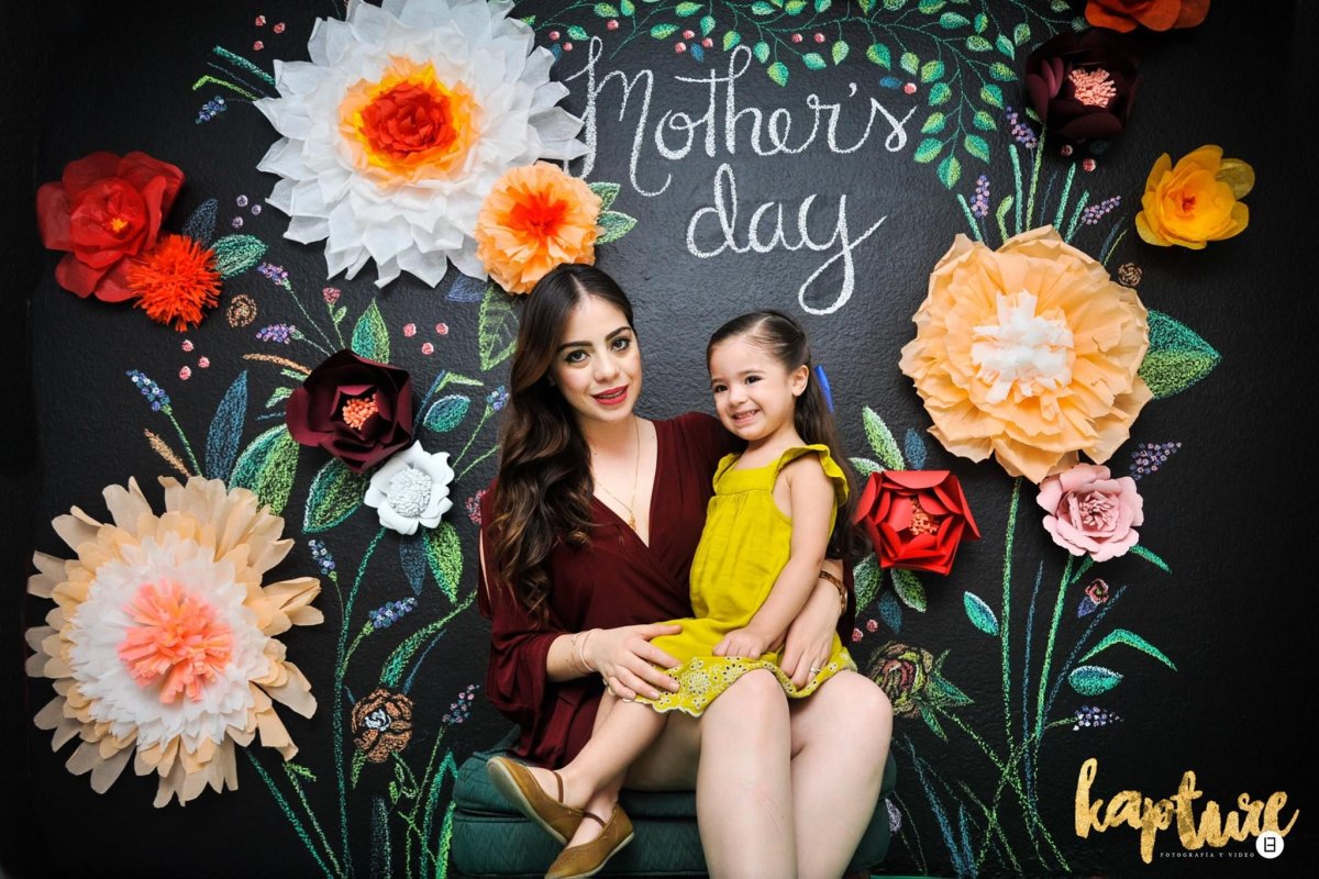 Мама для фотозоны