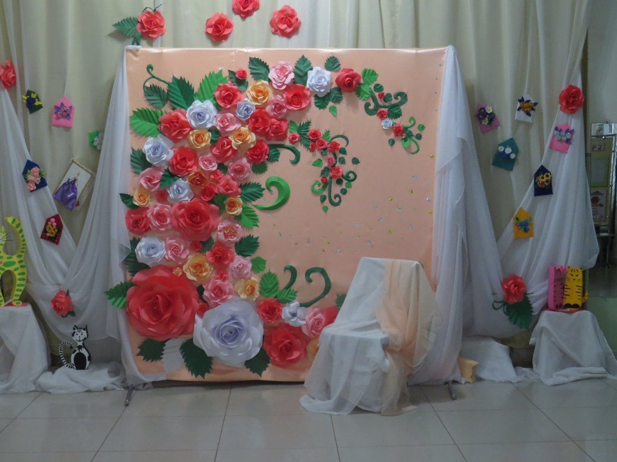 Фотозона на 8 марта