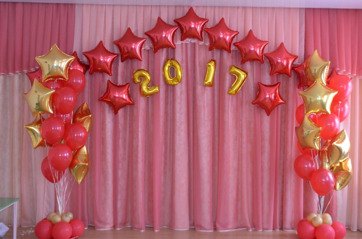 Фотозона на последний звонок своими руками