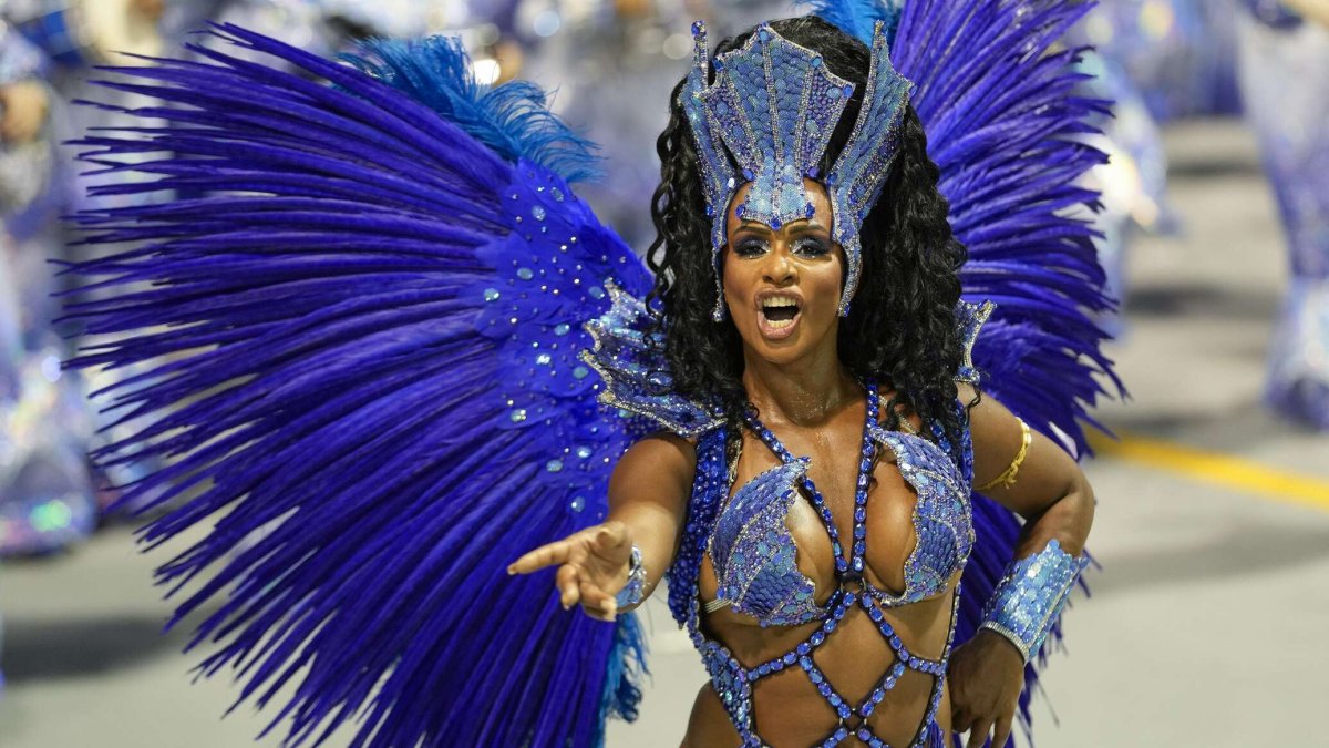 Бразилия (Самба, карнавал, перья) СПБ