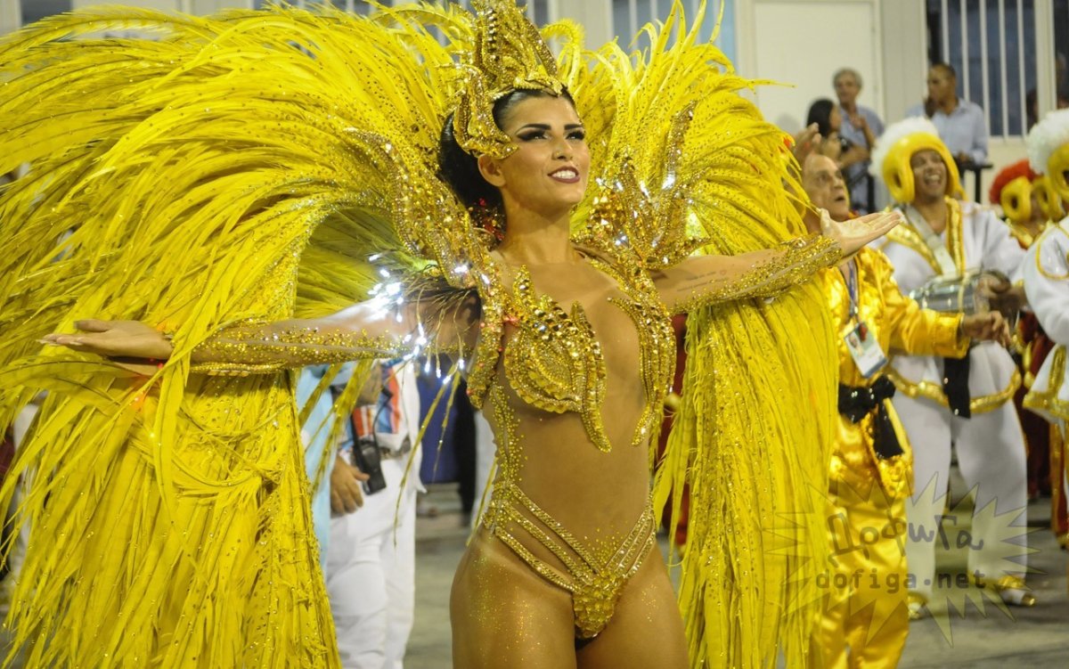 Андреа Мартинс Бразилия карнавал