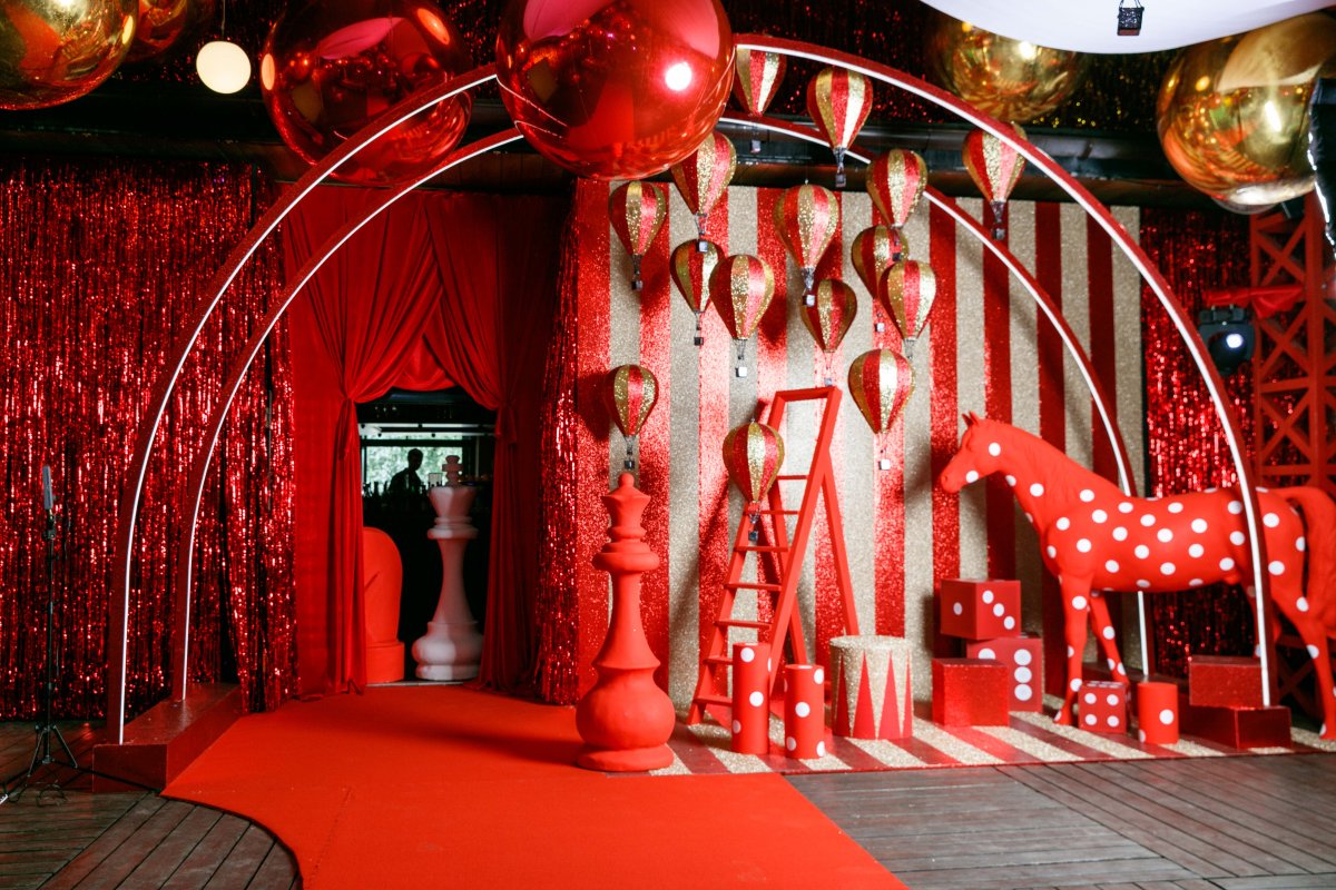 Декор в стиле Алиса в стране чудес