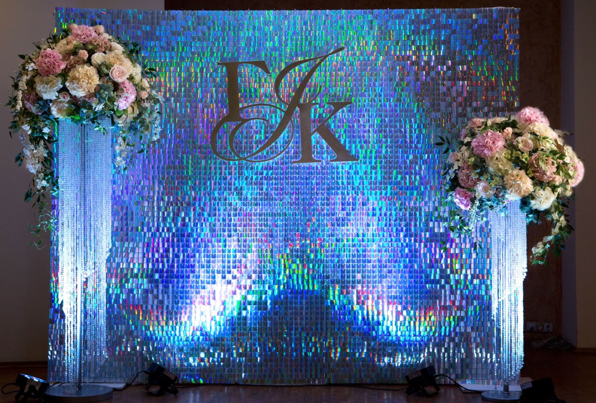 Золотые пайетки фотозона