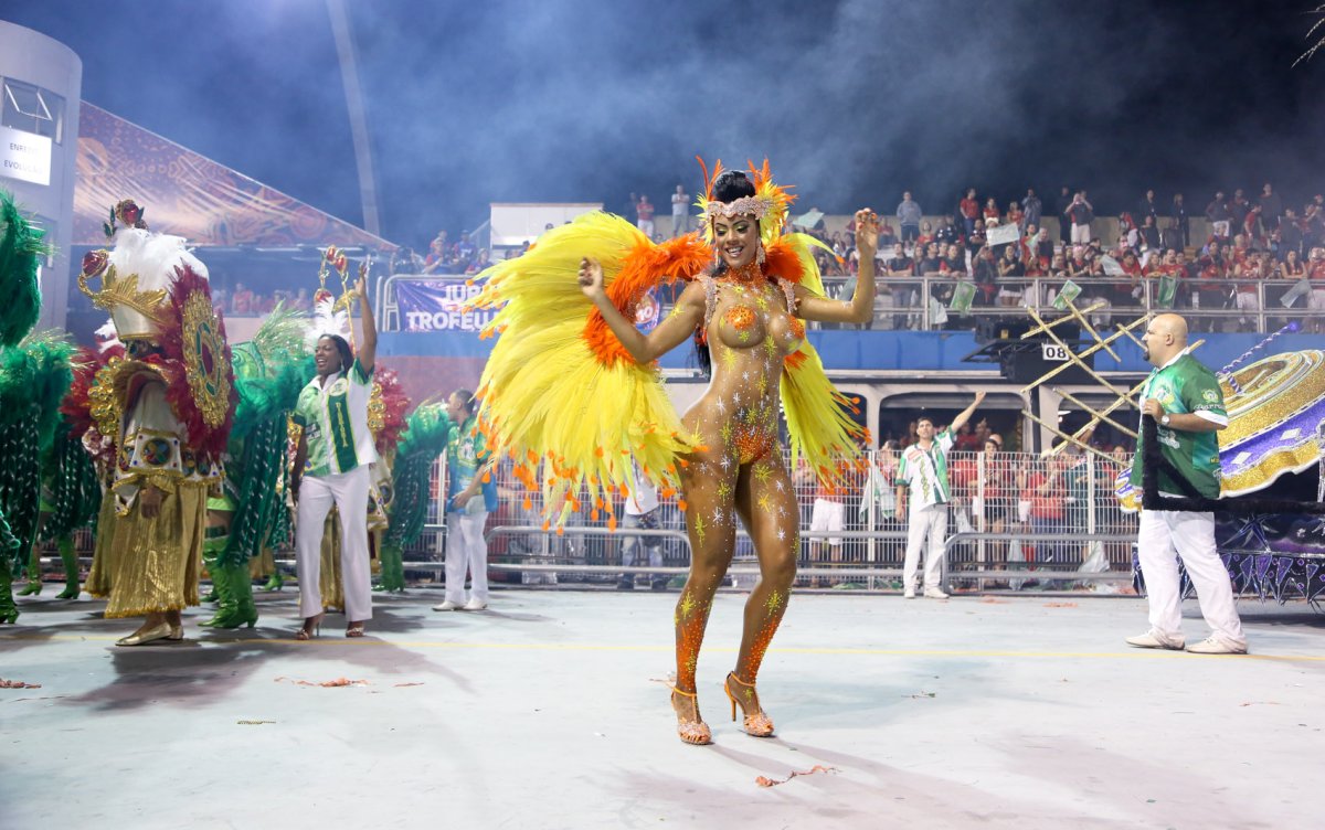 Карнавал в Рио де Жанейро голые