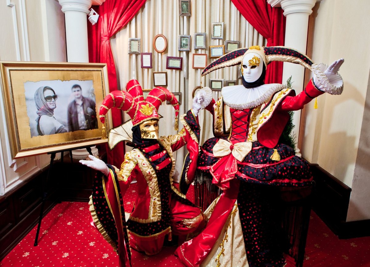 Вечеринка в венецианском стиле