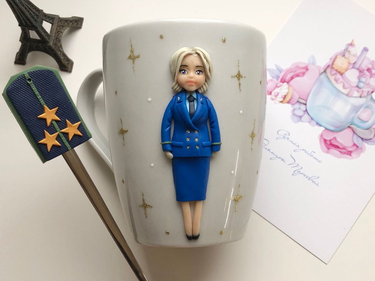 Полицейский из полимерной глины