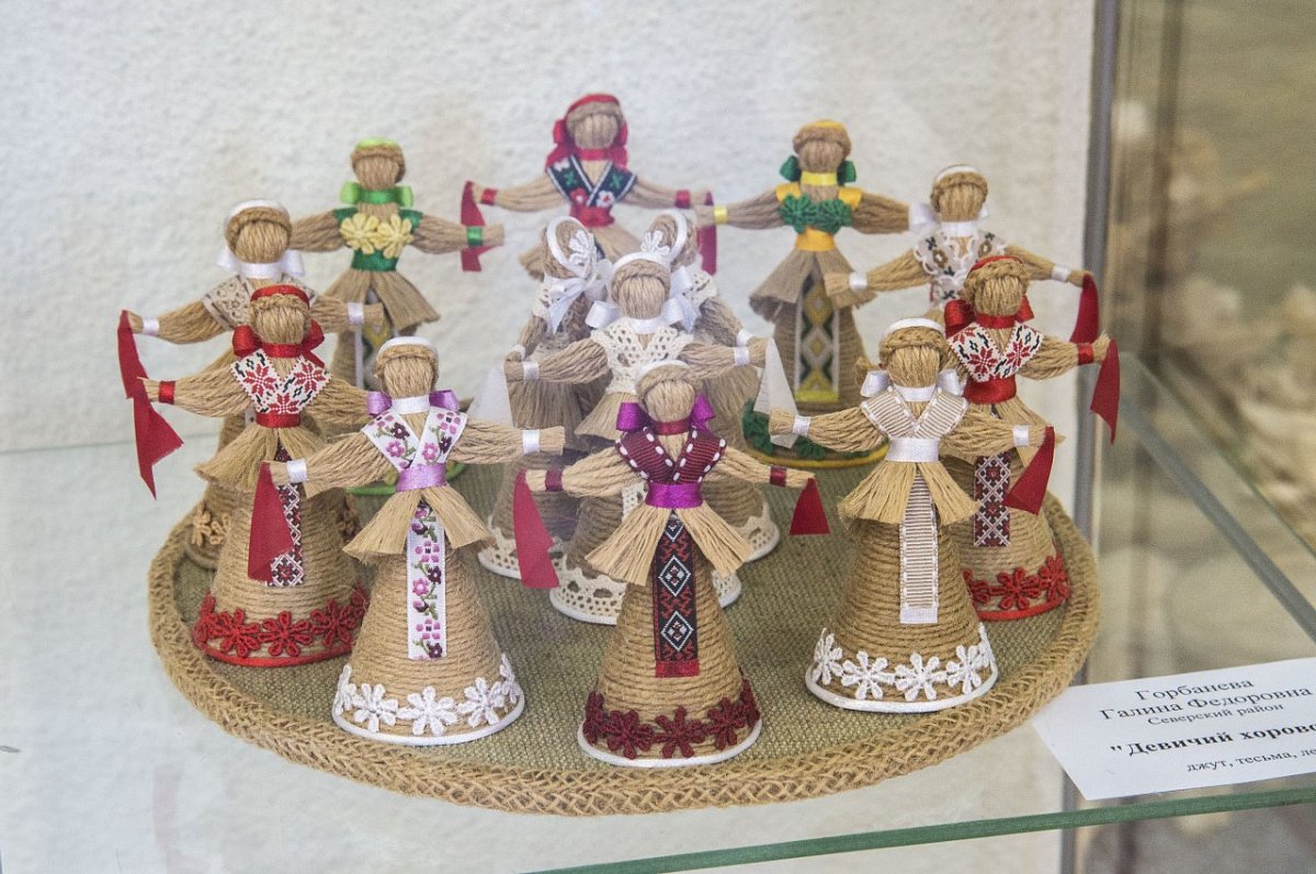 Поделки на тему культурное наследие народов России