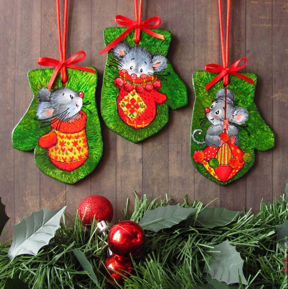 Варежки для новогоднего декора