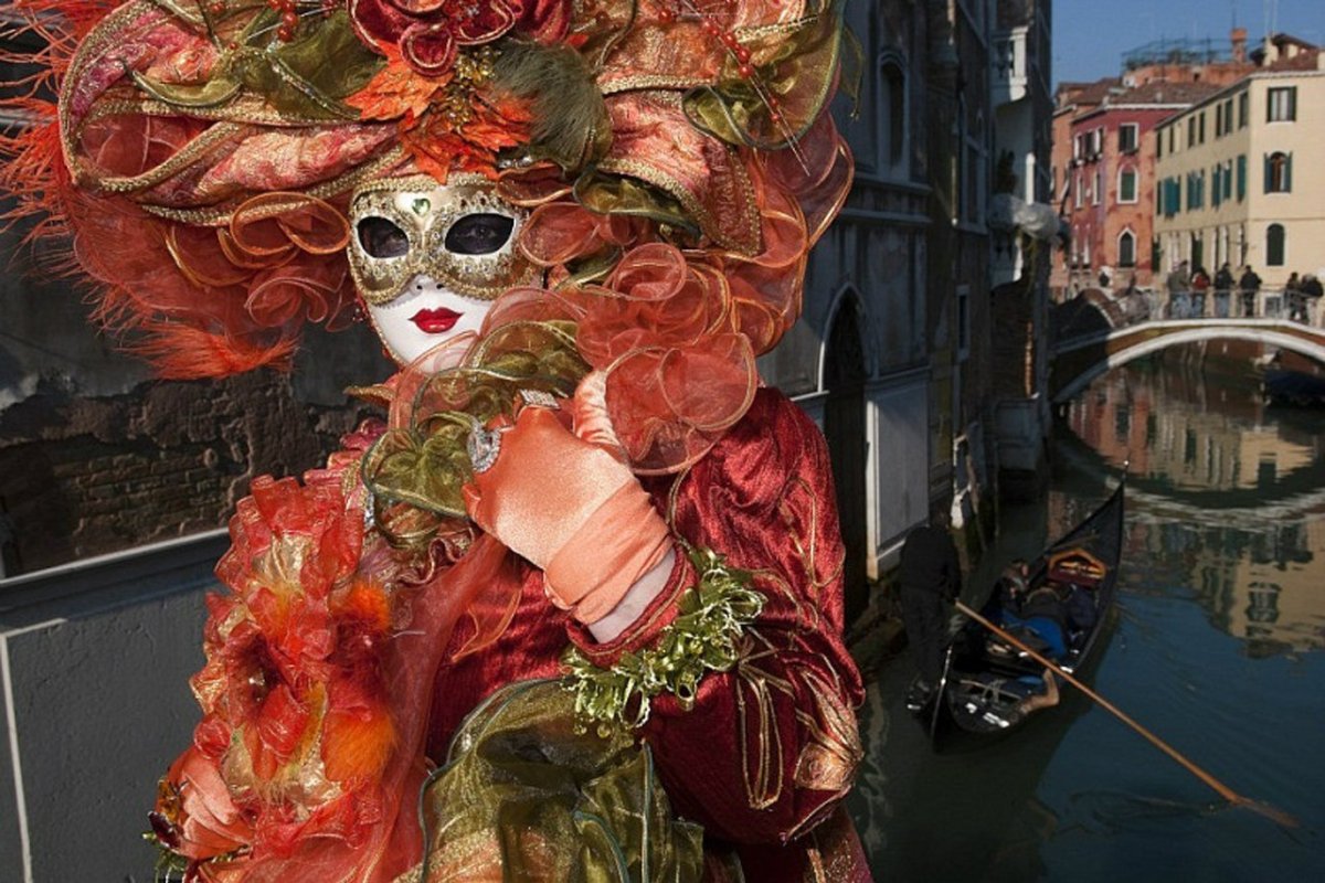 Венецианская маска арт