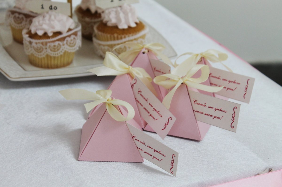 Бонбоньерки для гостей