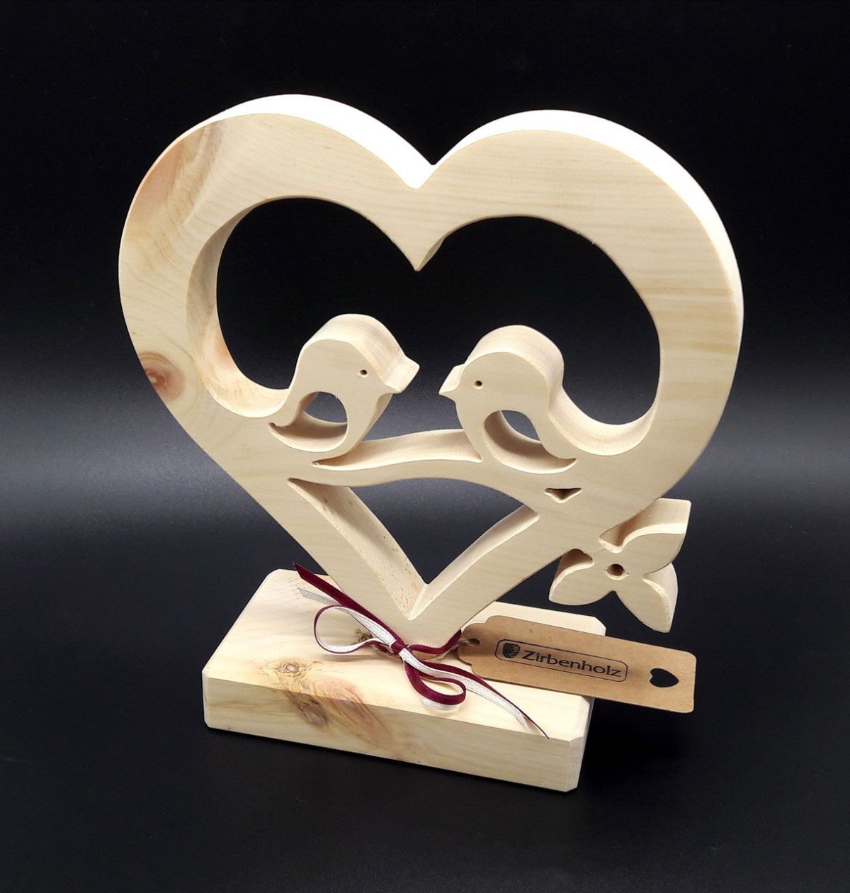 Шкатулка резная