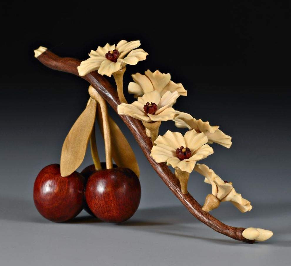 Деревянная подставка для свечей