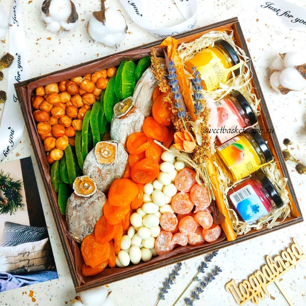 Менажница бамбук 24,5см 6 секций shef (312-0221)