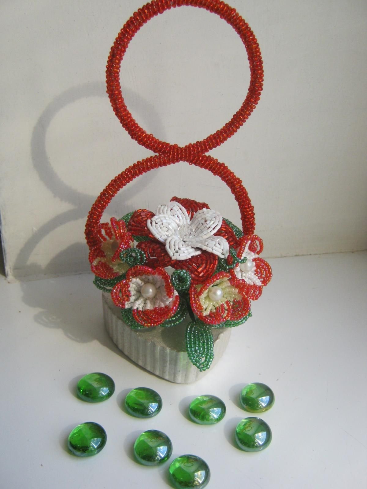 Подарок на 8 марта своими руками