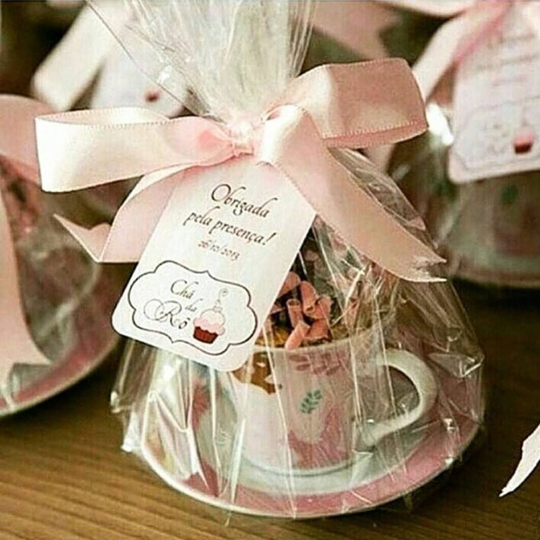 Бутылка на свадьбу подарок гостям