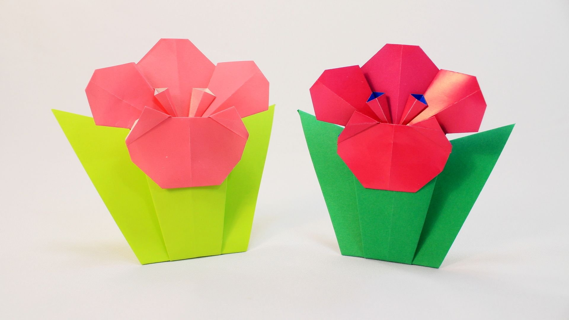 Сделать подарок оригами. Поделки из бумаги цветы.