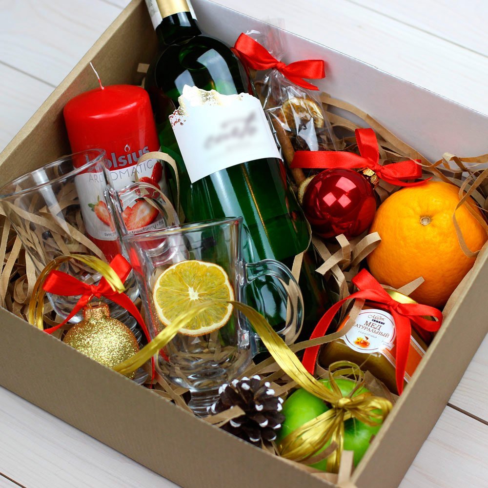 Коробочки с подарками на новый год