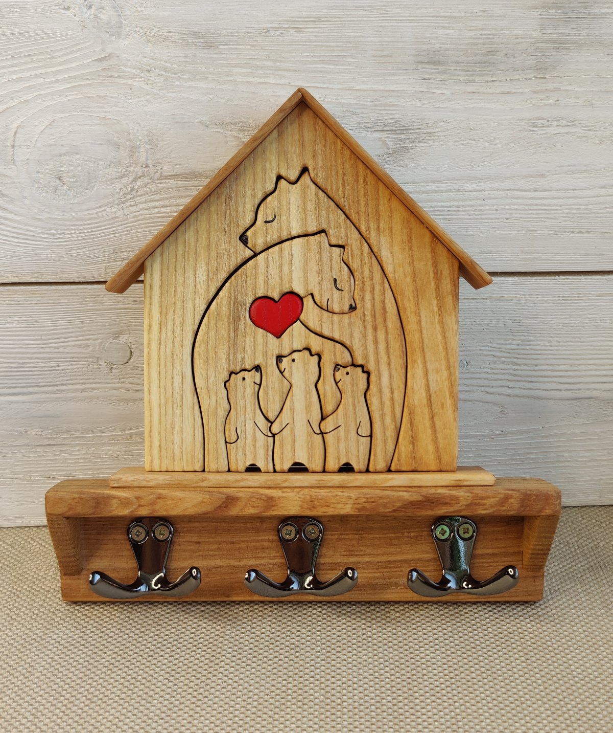 Подставка для телефона из дерева