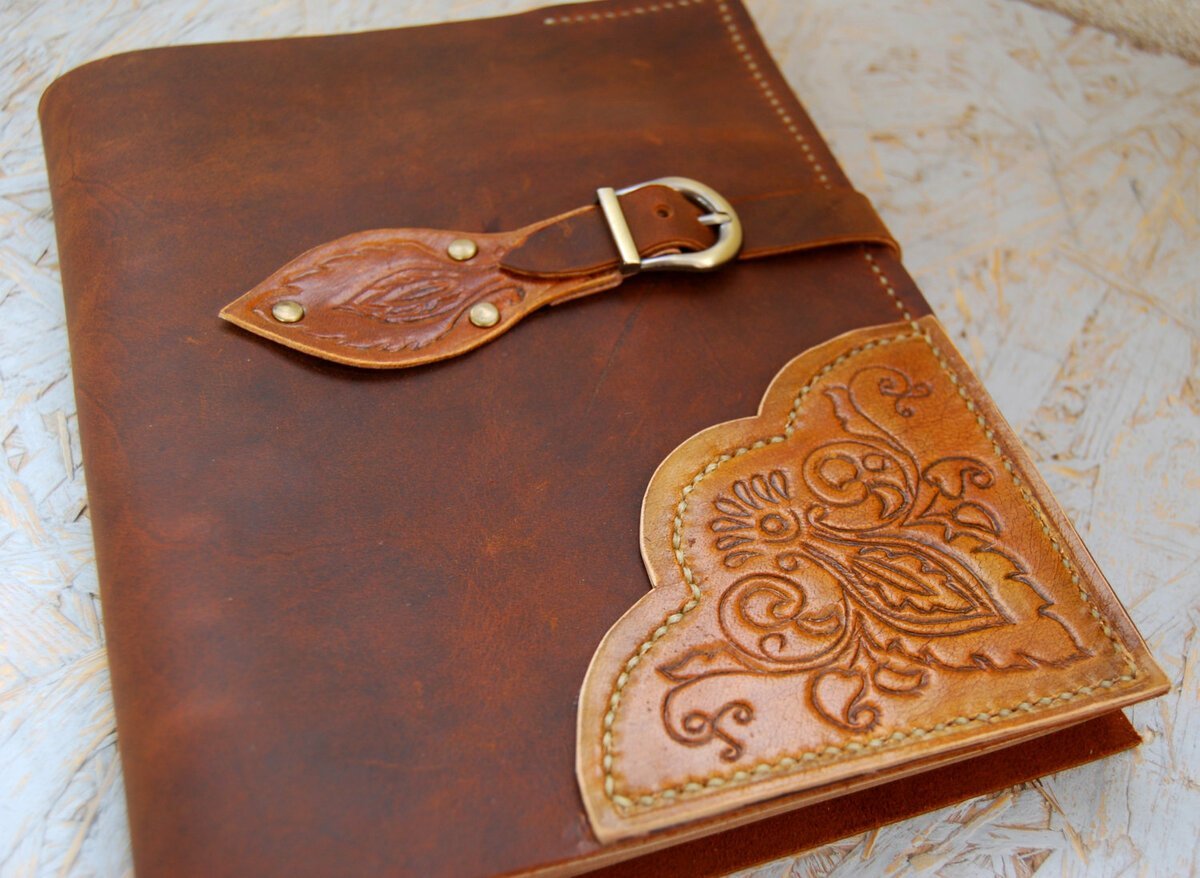 Фотоальбом из кожи