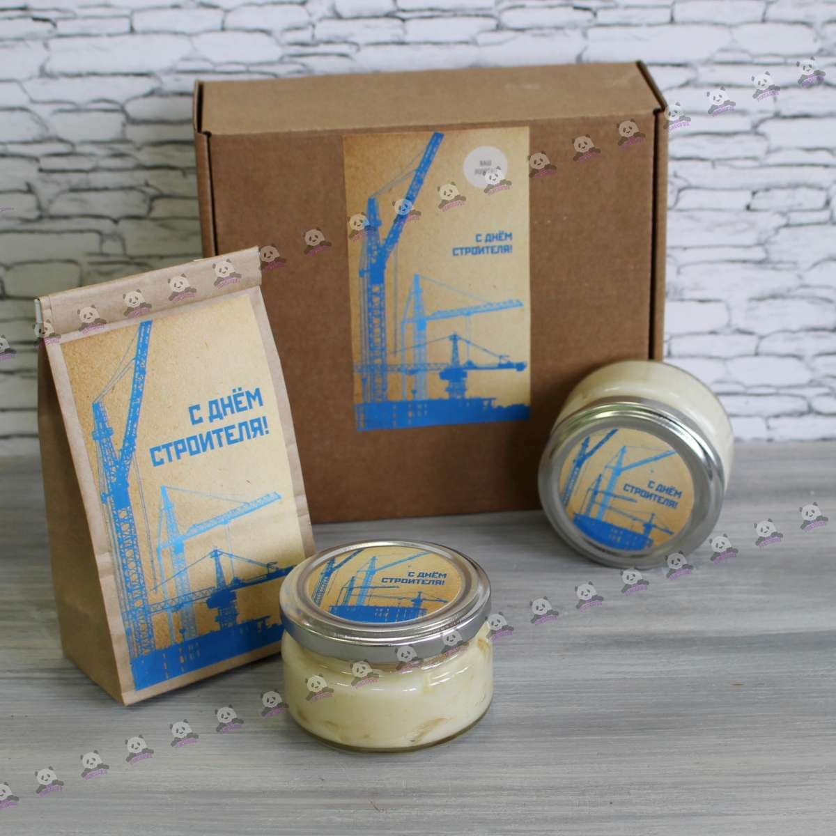 Бронзовый подстаканник "строители"